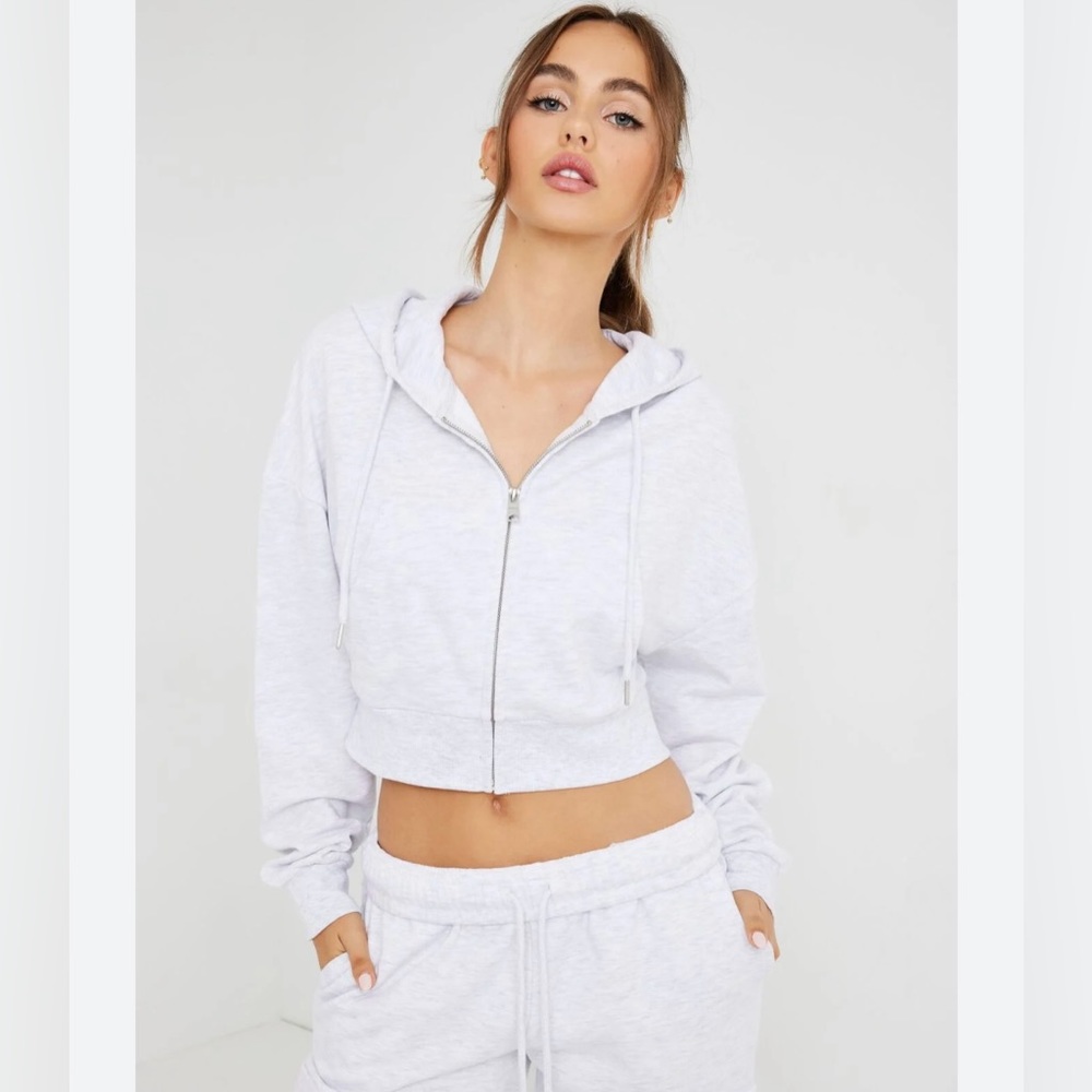Garage light gray cropped hoodie medium